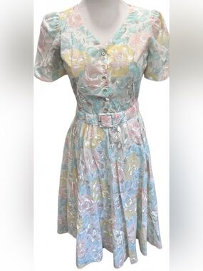 Vintage Sally Lou Pastel Floral Midi Dress Size 8 Short Sleeve Belted V-Neck USA